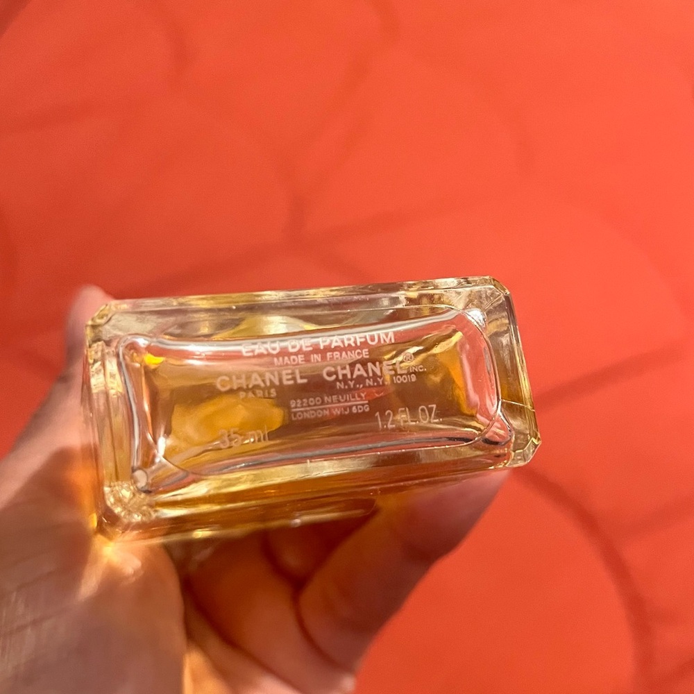 CHANEL No. 5 Eau de Parfum 1.2 fl oz - Picture 2 of 3